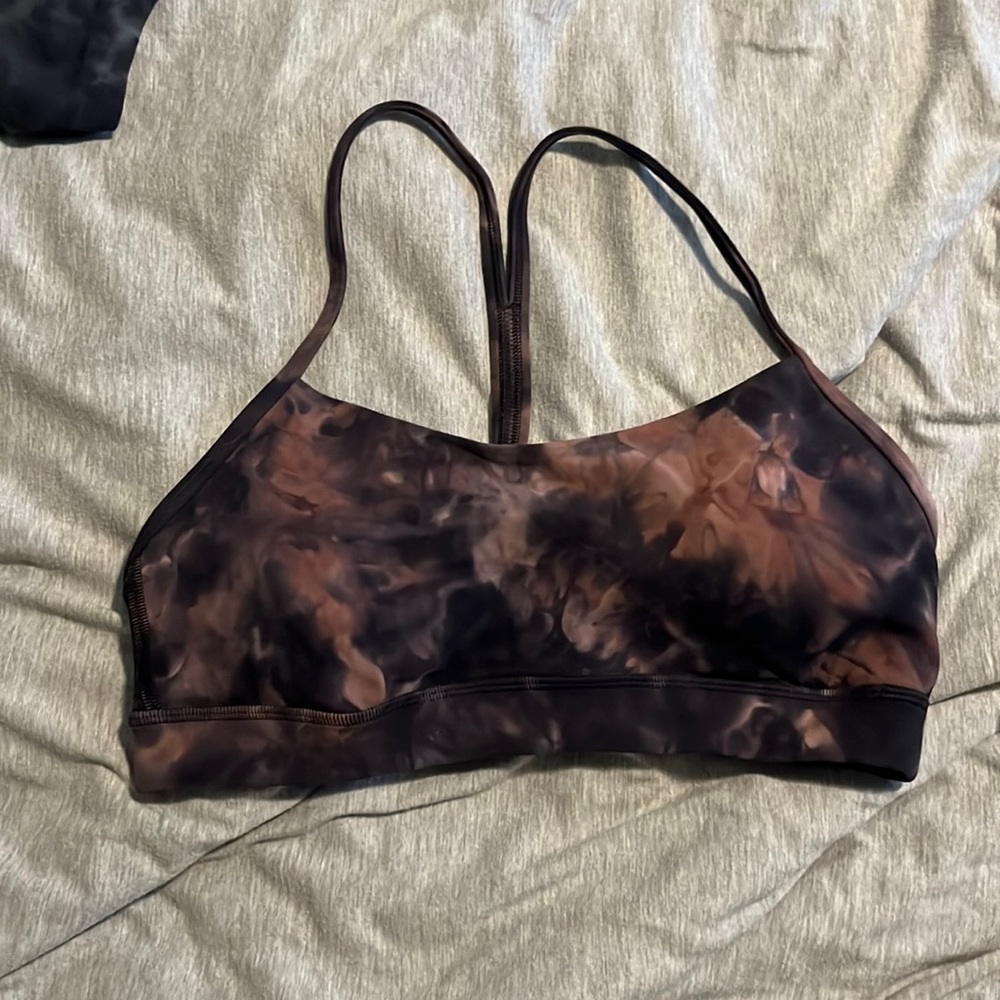 Lululemon sports bra. Brand new. Size 8. Smoke color